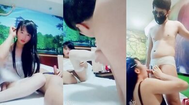 乖巧小可爱的雪妃 ，性感白色丝袜好诱惑，跟直男互口舒服得很 喷血哦！！